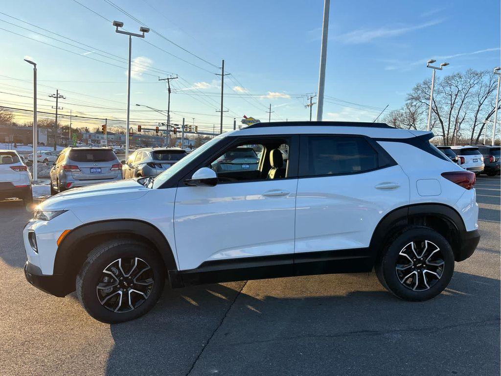 used 2023 Chevrolet TrailBlazer car, priced at $19,995