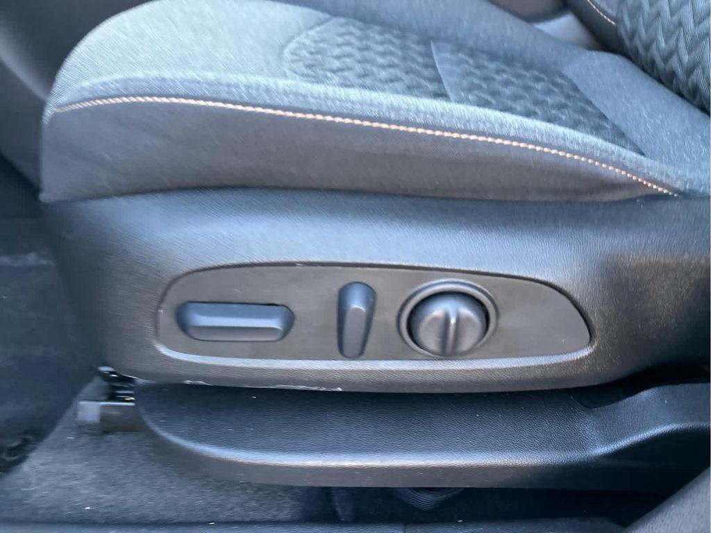 used 2023 Chevrolet Equinox car, priced at $21,585