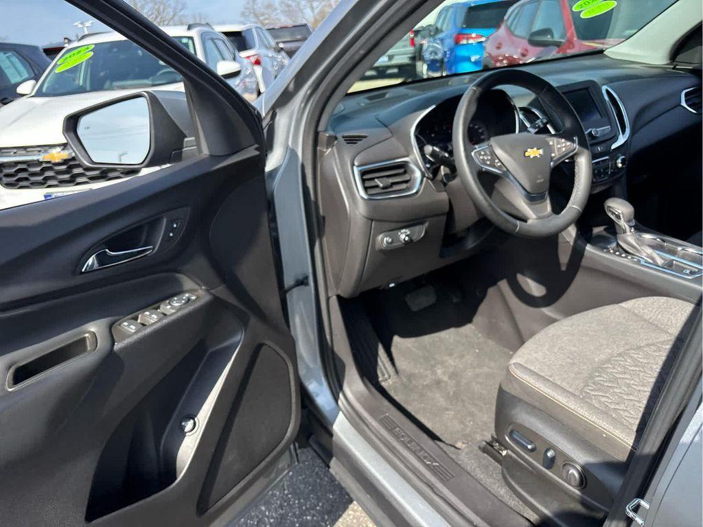 used 2024 Chevrolet Equinox car, priced at $22,395