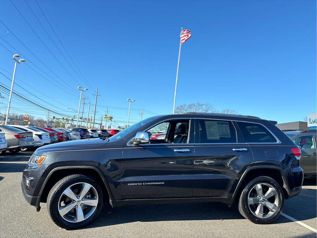 used 2015 Jeep Grand Cherokee car, priced at $17,577