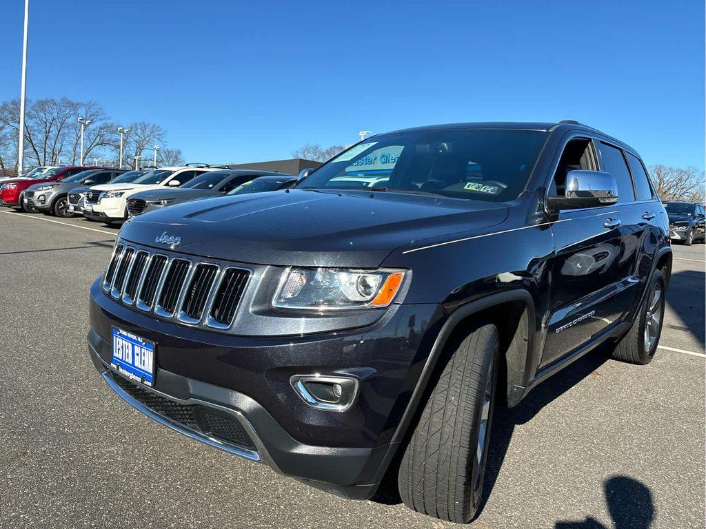 used 2015 Jeep Grand Cherokee car, priced at $17,577