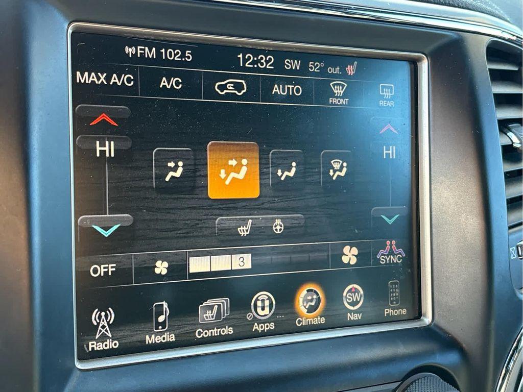 used 2015 Jeep Grand Cherokee car, priced at $17,577