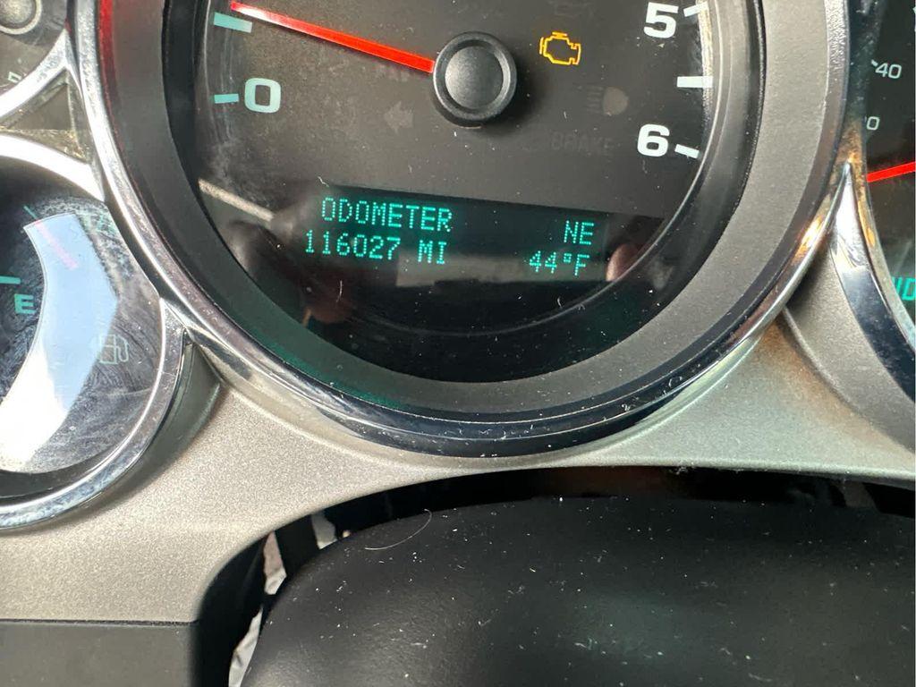 used 2013 GMC Sierra 2500 car, priced at $19,995