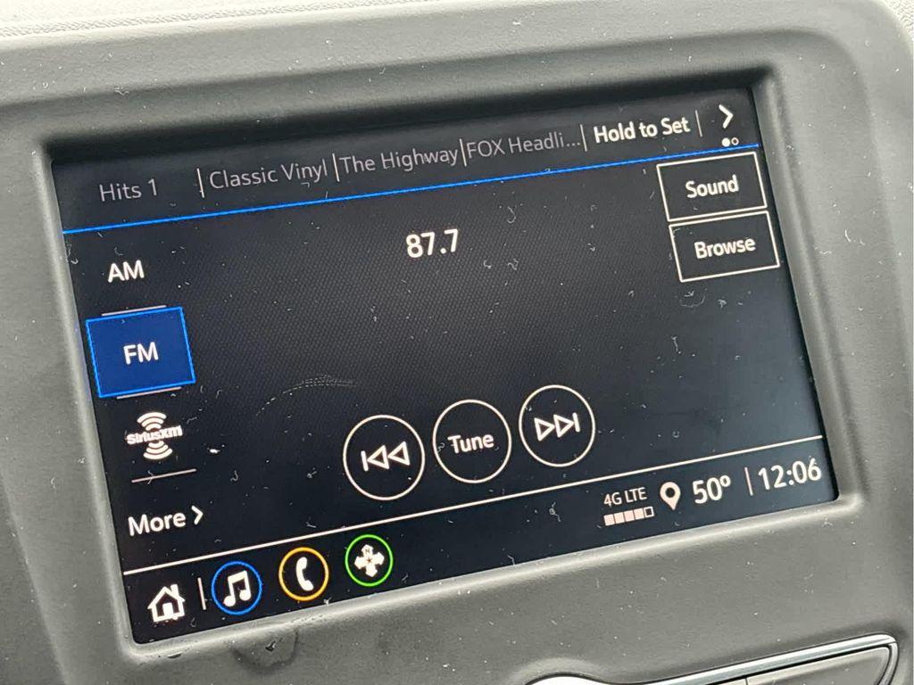 used 2022 Chevrolet Equinox car, priced at $21,295