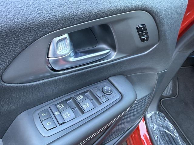 new 2026 Chrysler Pacifica car, priced at $44,055