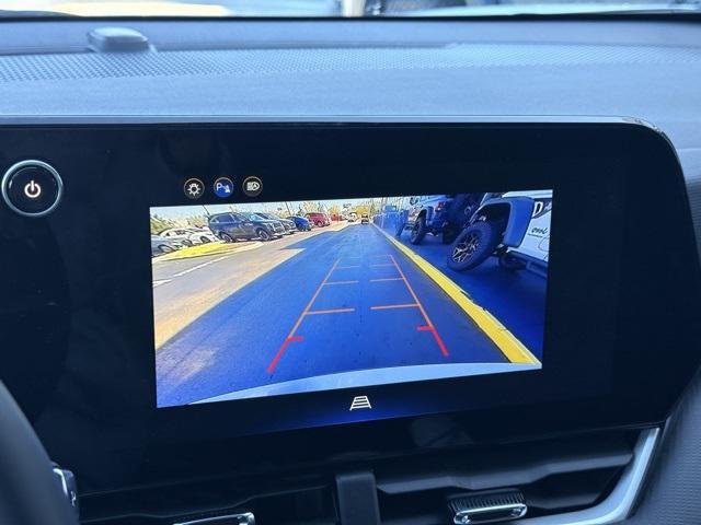 used 2025 Chevrolet Equinox car, priced at $23,893