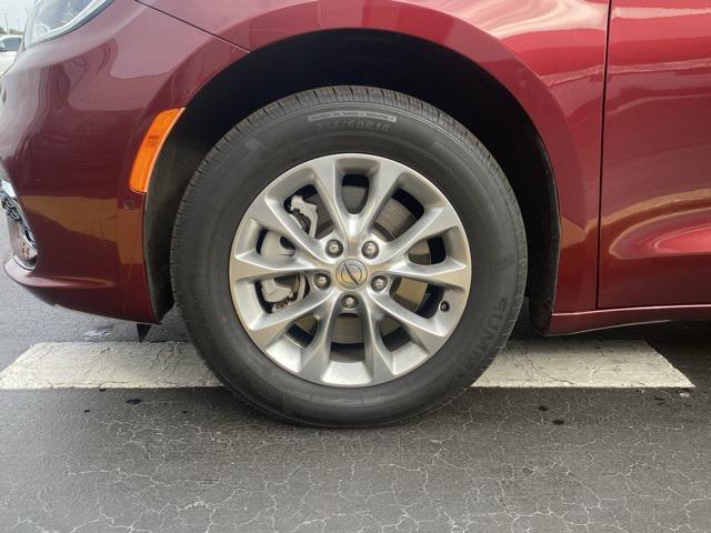 used 2023 Chrysler Pacifica car, priced at $26,275