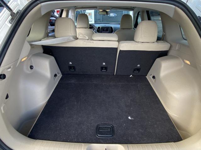 used 2020 Jeep Cherokee car, priced at $16,673