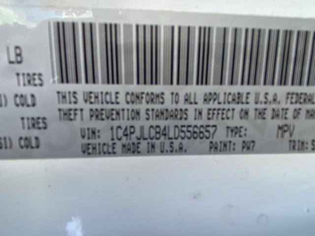 used 2020 Jeep Cherokee car, priced at $16,673