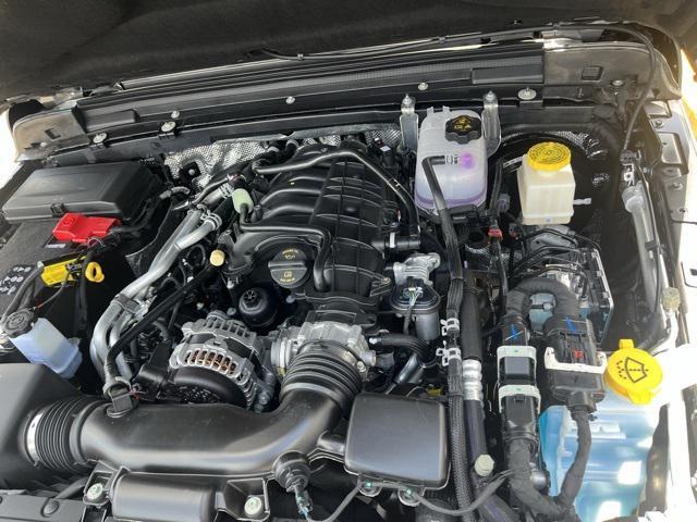 new 2025 Jeep Gladiator car, priced at $46,598