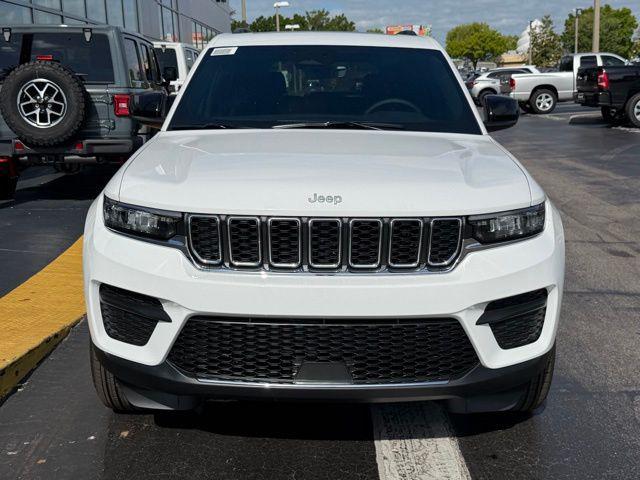 new 2026 Jeep Grand Cherokee car, priced at $37,405
