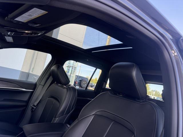 new 2025 Jeep Grand Cherokee car, priced at $48,157