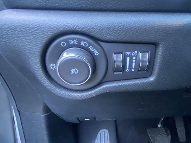 used 2022 Chrysler Pacifica car, priced at $23,963