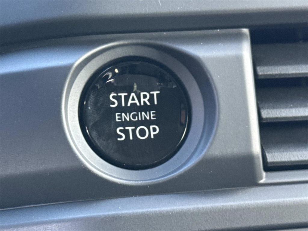 new 2025 Nissan Pathfinder car, priced at $40,475