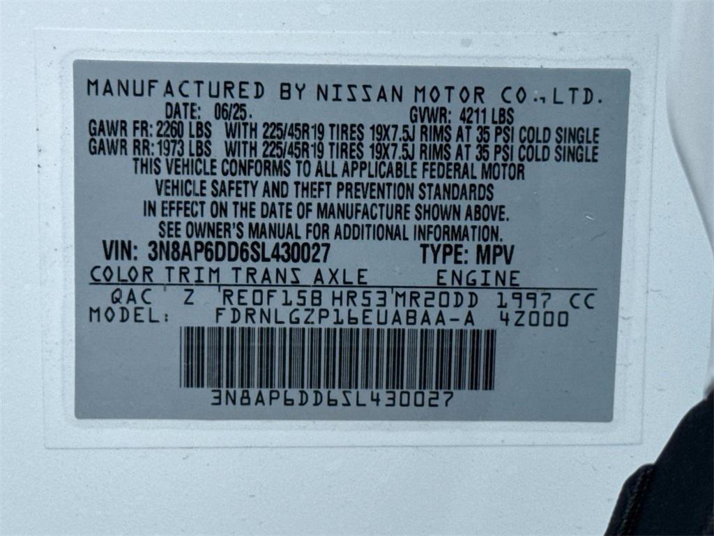 new 2025 Nissan Kicks car, priced at $27,331