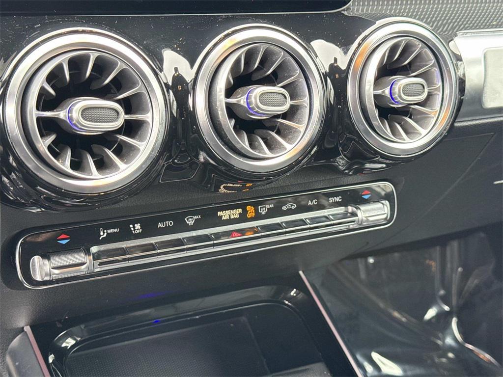 used 2021 Mercedes-Benz GLB 250 car, priced at $18,988