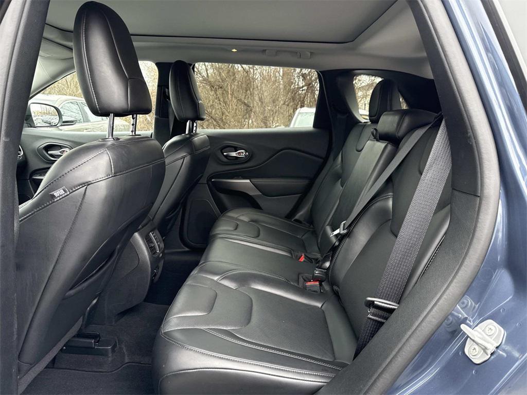 used 2020 Jeep Cherokee car, priced at $18,250