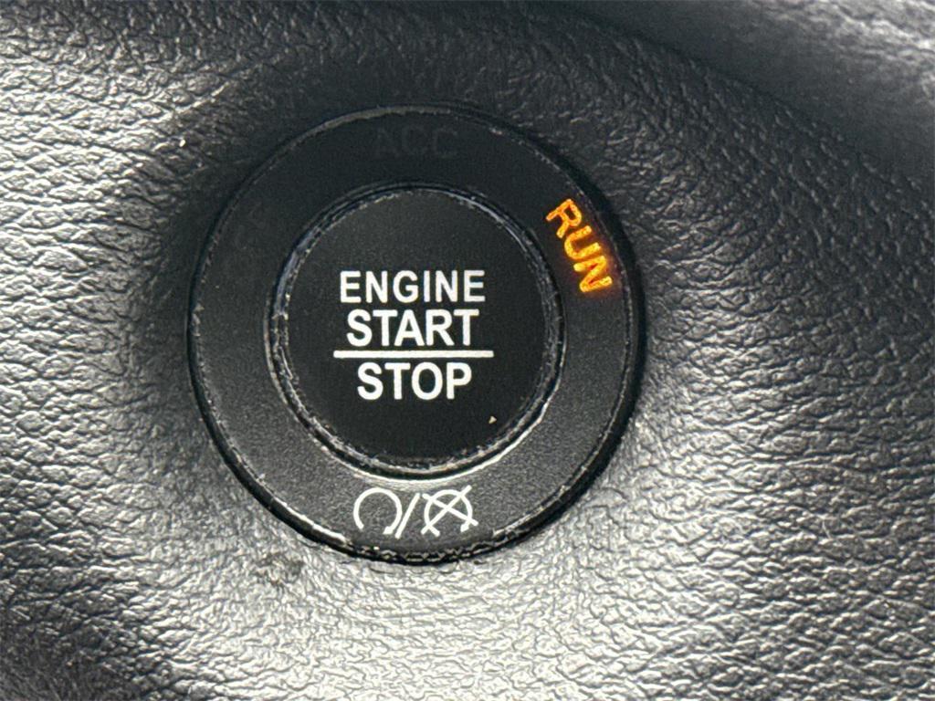 used 2020 Jeep Cherokee car, priced at $18,250