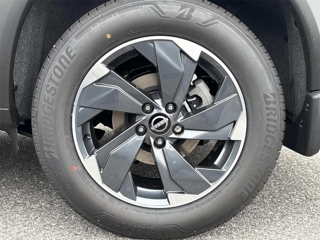 new 2026 Nissan Rogue car, priced at $27,359