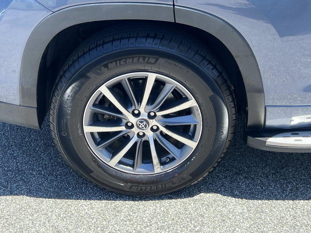 used 2018 Toyota Highlander car, priced at $24,771