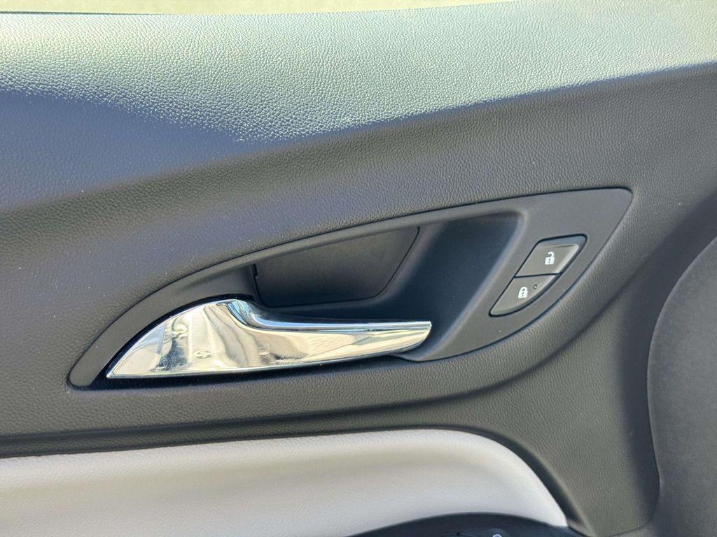 used 2021 Chevrolet Equinox car, priced at $16,999