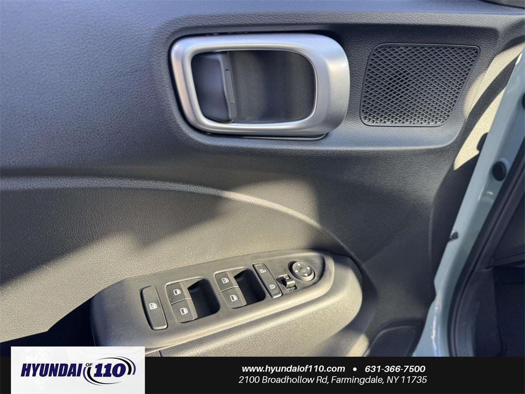 used 2025 Hyundai Venue car, priced at $17,795