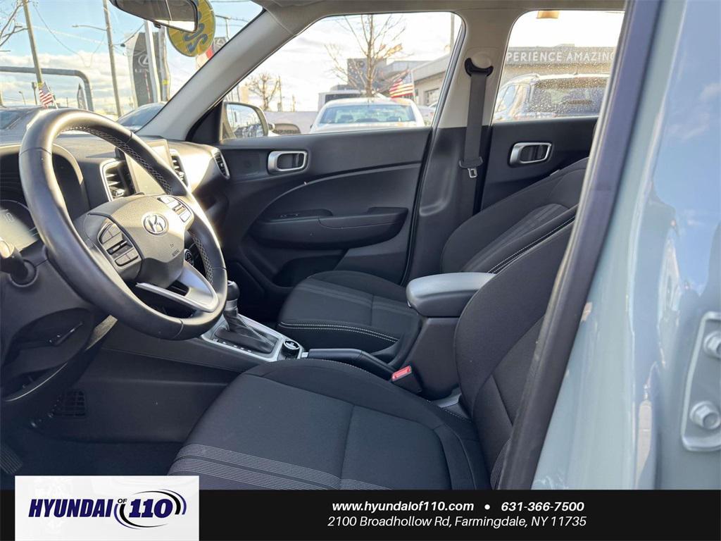 used 2025 Hyundai Venue car, priced at $17,795