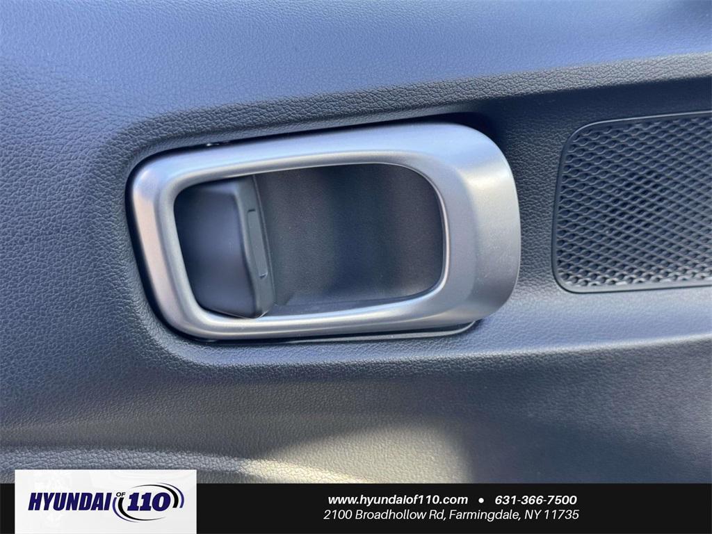 used 2025 Hyundai Venue car, priced at $17,795