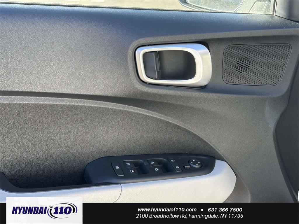 used 2025 Hyundai Venue car, priced at $18,995