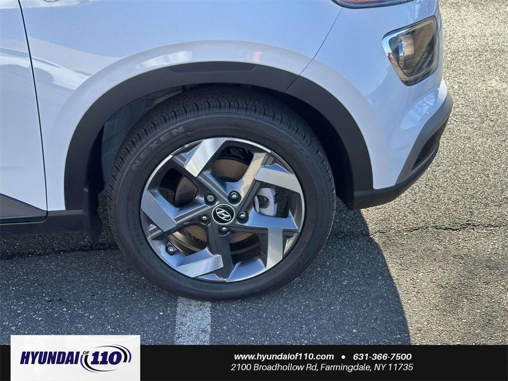 used 2025 Hyundai Venue car, priced at $18,995
