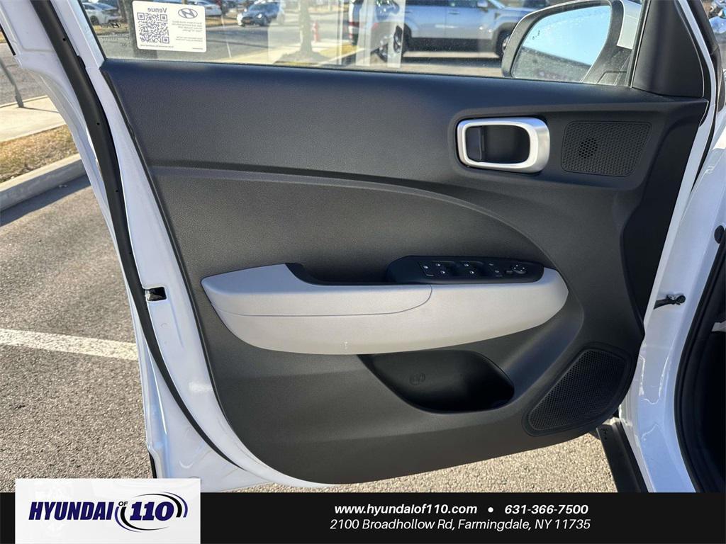 used 2025 Hyundai Venue car, priced at $18,995