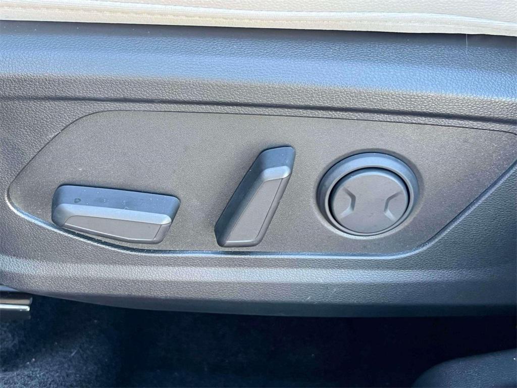 used 2025 Hyundai Tucson car, priced at $26,995