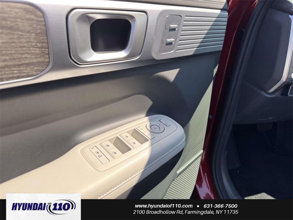 used 2024 Hyundai Santa Fe car, priced at $35,595