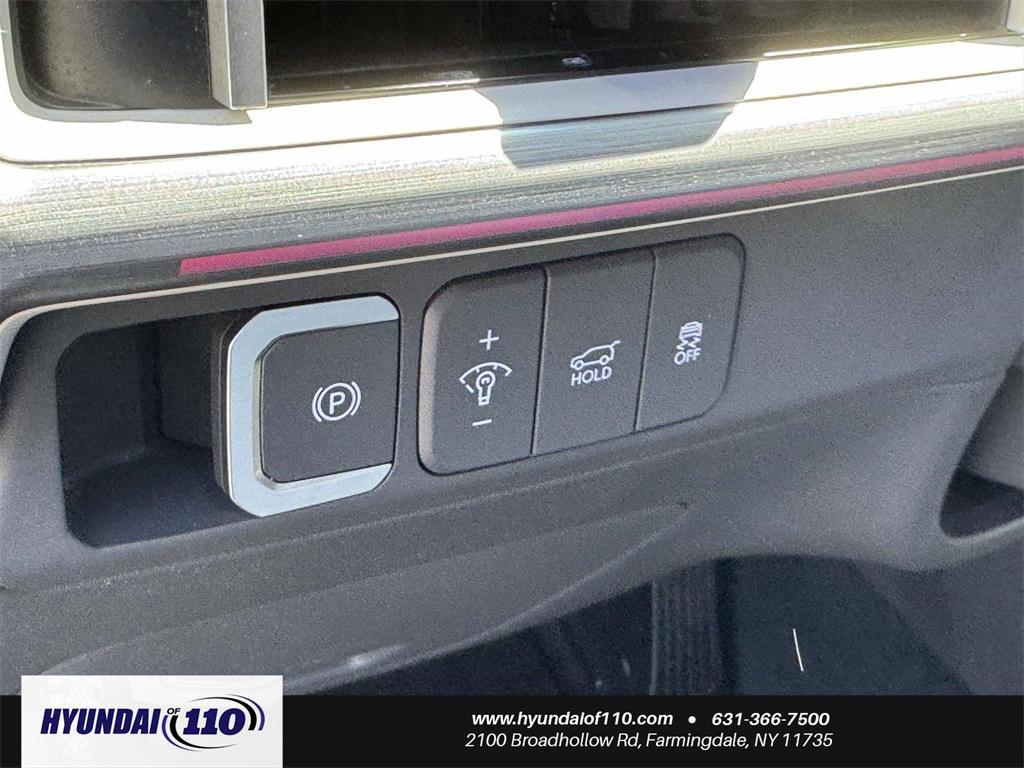 used 2024 Hyundai Santa Fe car, priced at $35,595