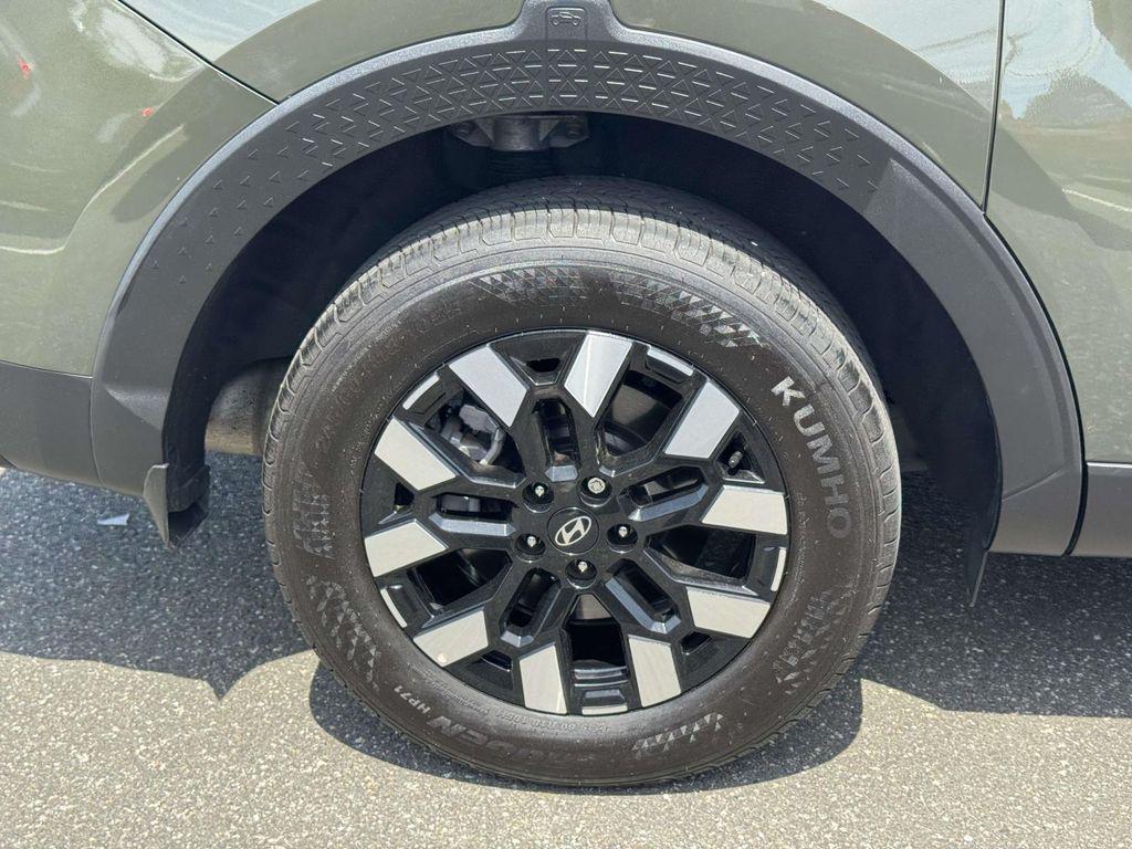 used 2025 Hyundai SANTA CRUZ car, priced at $29,386