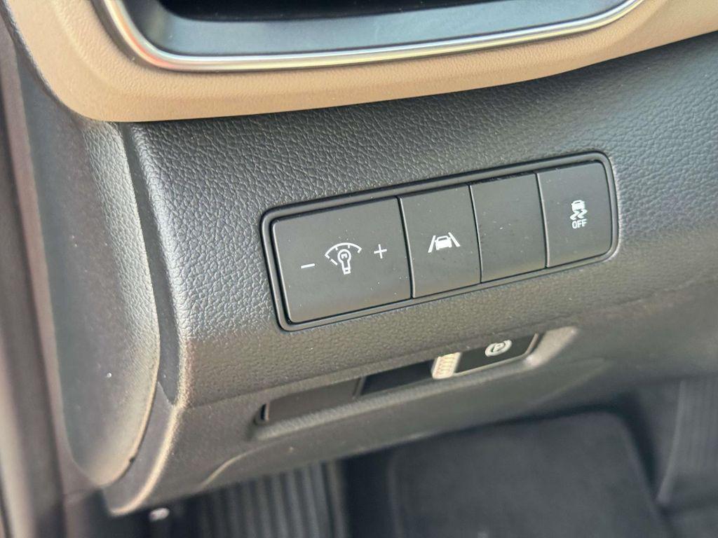 used 2021 Hyundai Santa Fe car, priced at $21,874