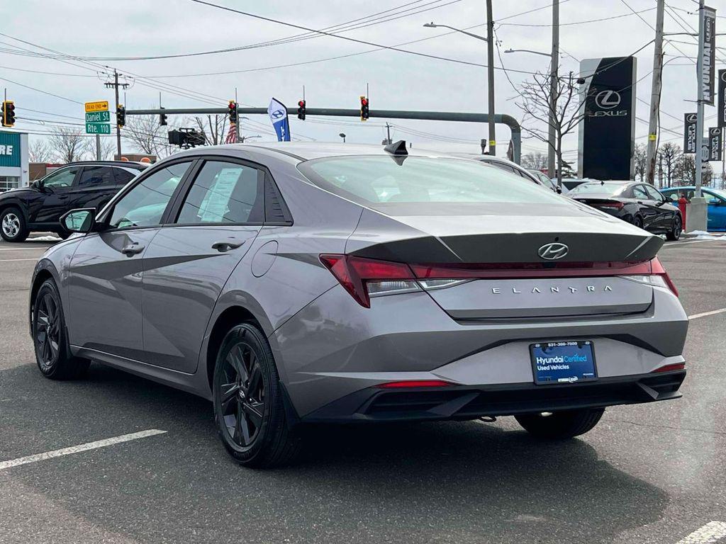 used 2023 Hyundai Elantra car
