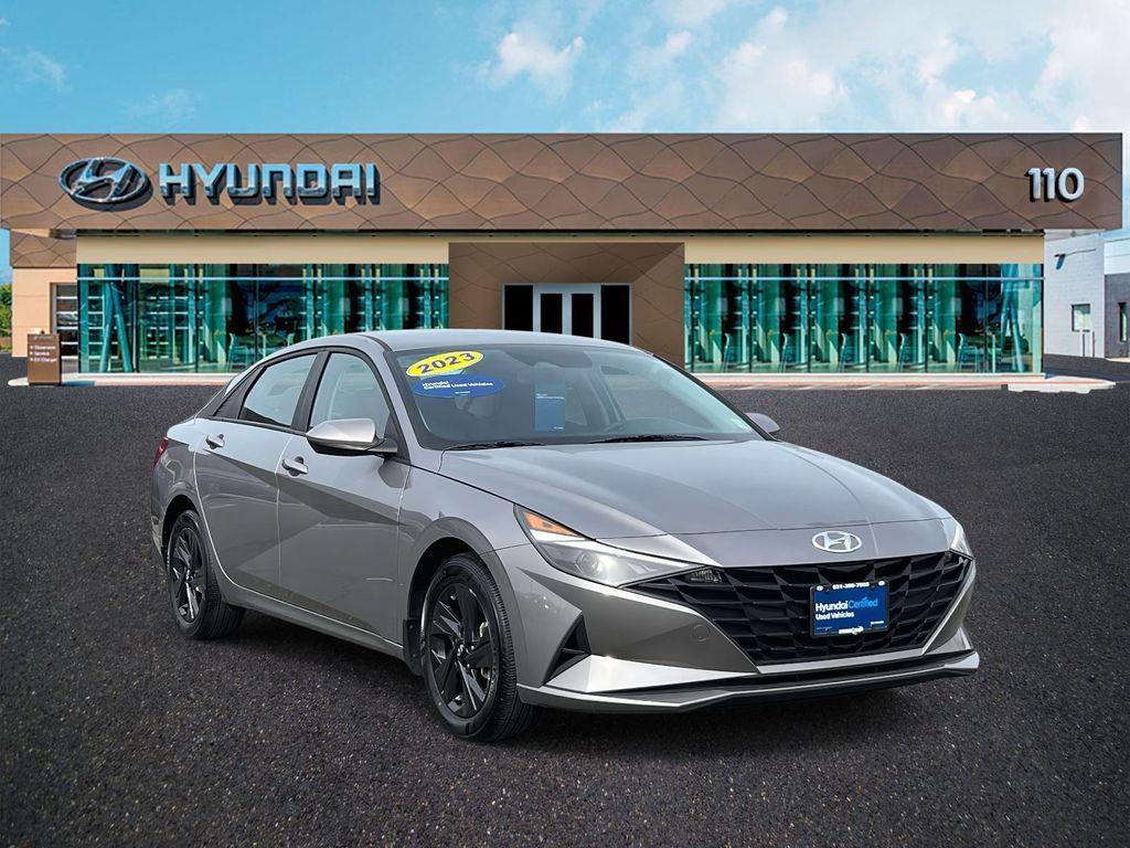 used 2023 Hyundai Elantra car
