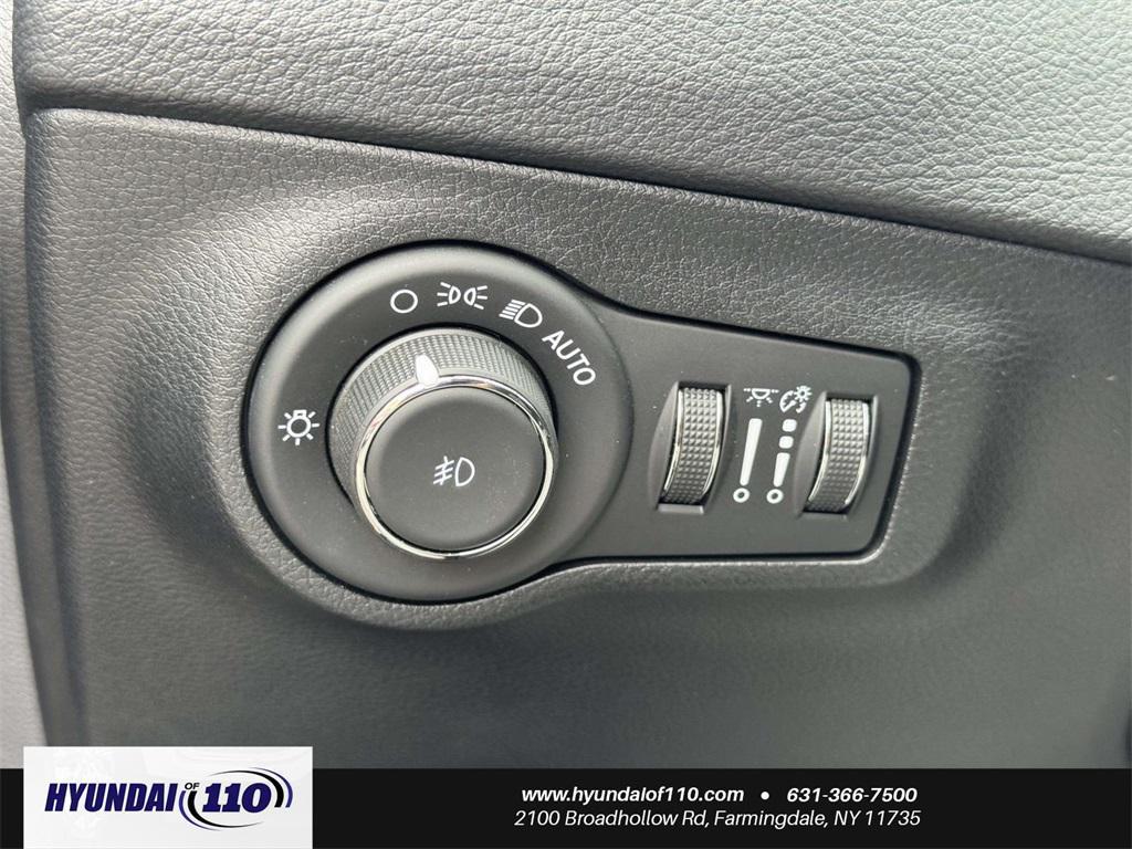 used 2021 Jeep Compass car, priced at $15,495