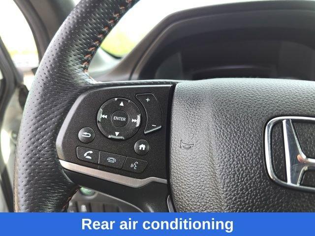 used 2022 Honda Pilot car, priced at $29,844