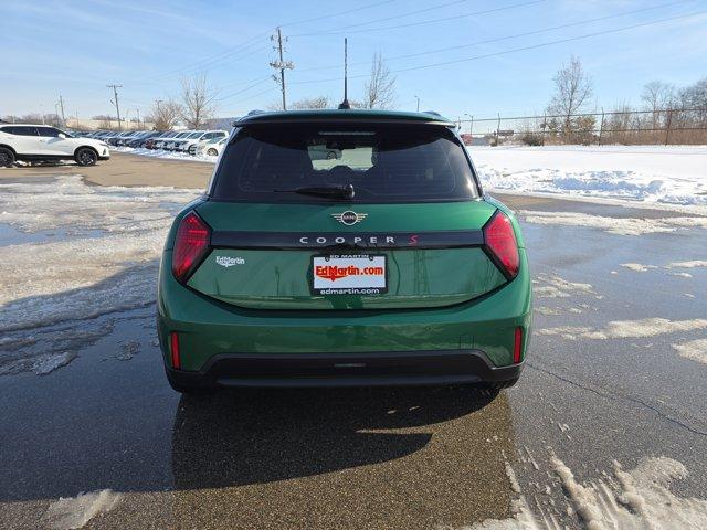 used 2025 MINI Hardtop car, priced at $29,999