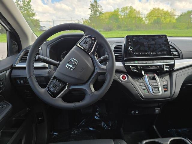 new 2026 Honda Odyssey car, priced at $42,164