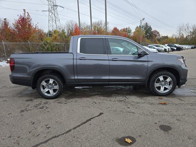 used 2025 Honda Ridgeline car, priced at $37,700