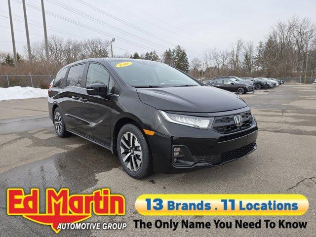 new 2026 Honda Odyssey car, priced at $42,010