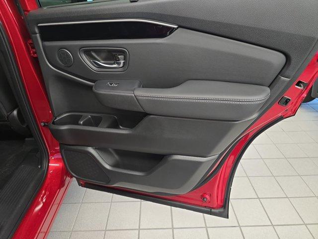 new 2025 Honda Pilot car, priced at $49,750