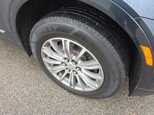 used 2019 Cadillac XT5 car, priced at $15,885