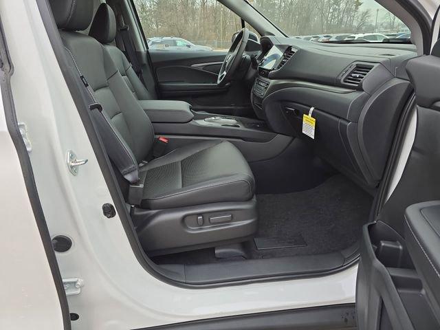 used 2025 Honda Ridgeline car, priced at $37,800