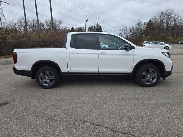 used 2025 Honda Ridgeline car, priced at $37,700