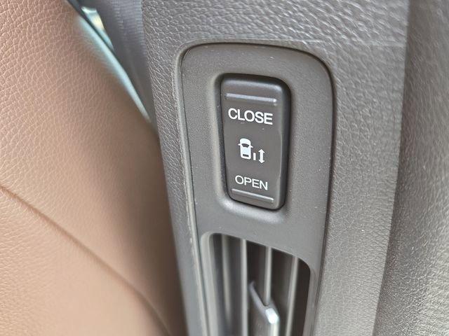 new 2026 Honda Odyssey car, priced at $45,860