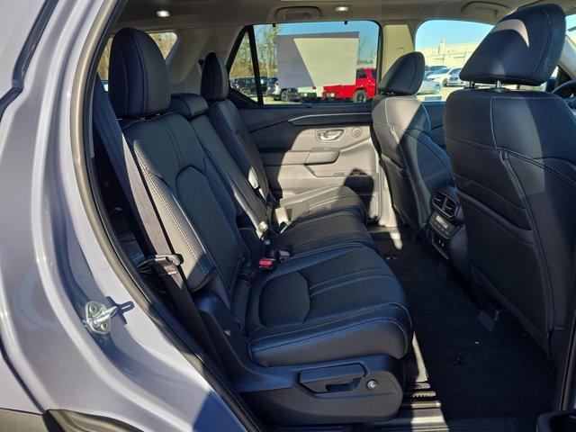 new 2026 Honda Pilot car, priced at $54,245